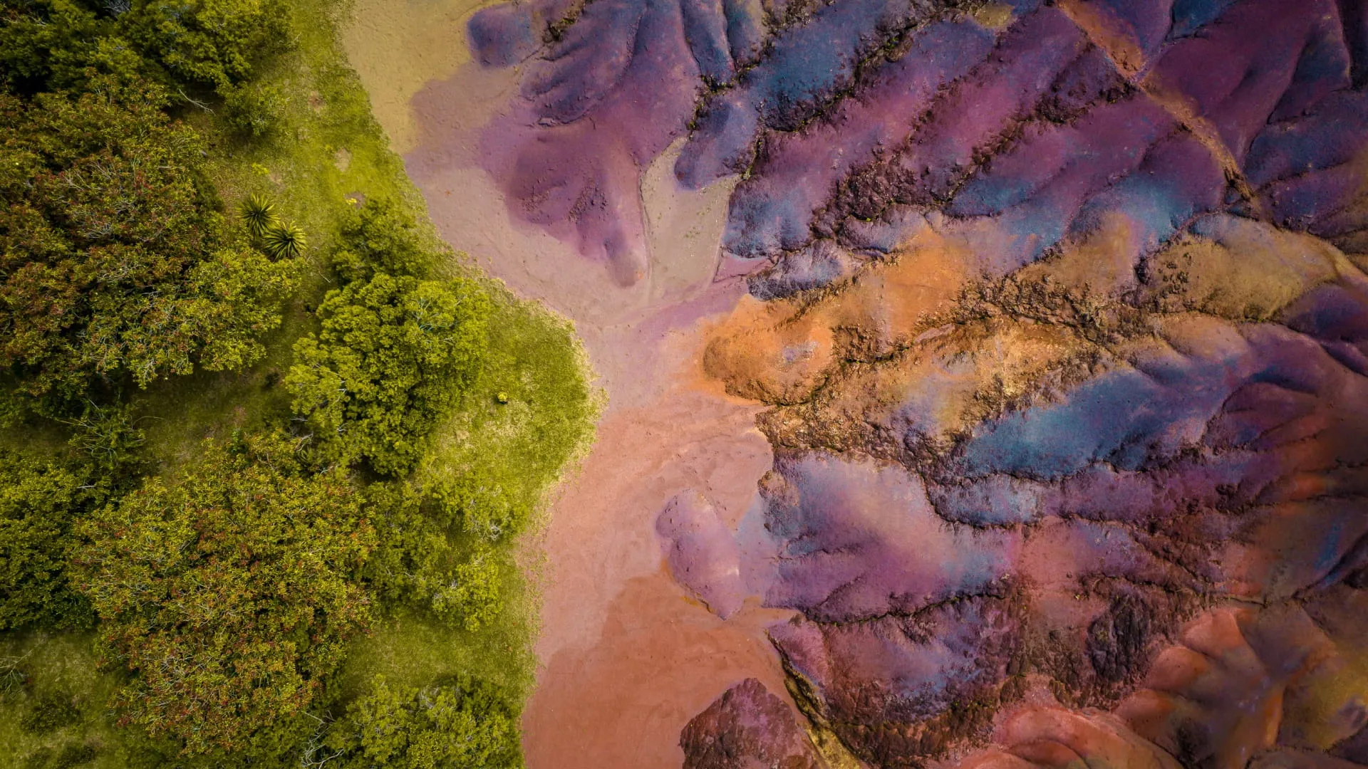 Chamarel Seven Coloured Earth