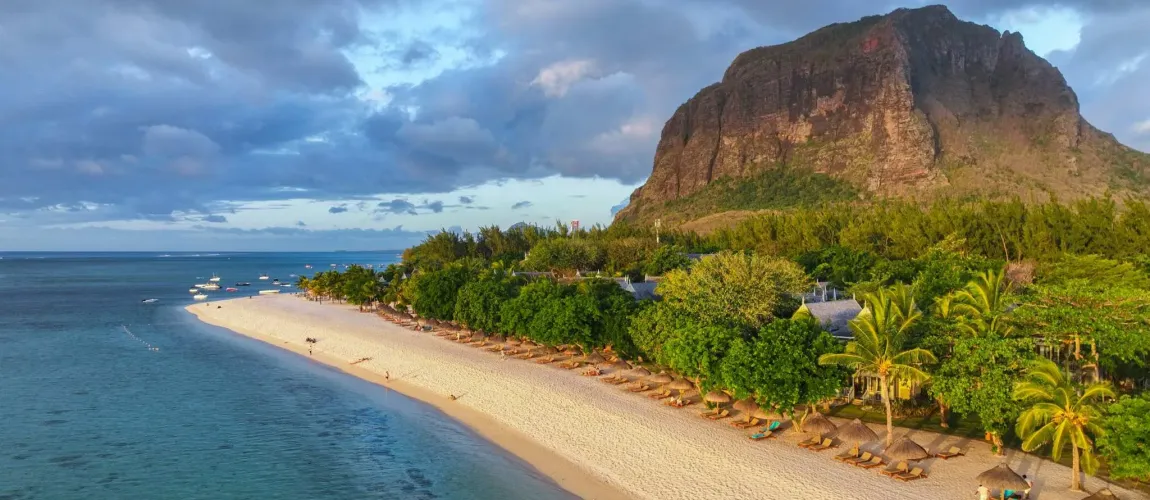 Le Morne Beach & Hiking