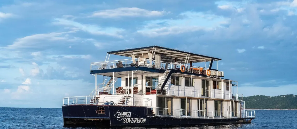 Lake Kariba Houseboat & Safari