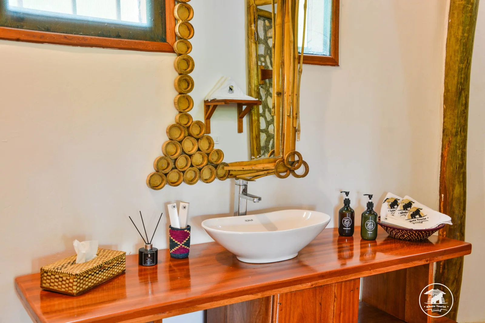 Kibale Tourist Lodge Photo 27
